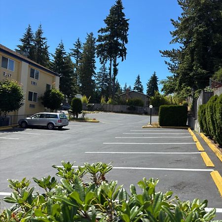 Days Inn By Wyndham Seattle Aurora Shoreline Bagian luar foto