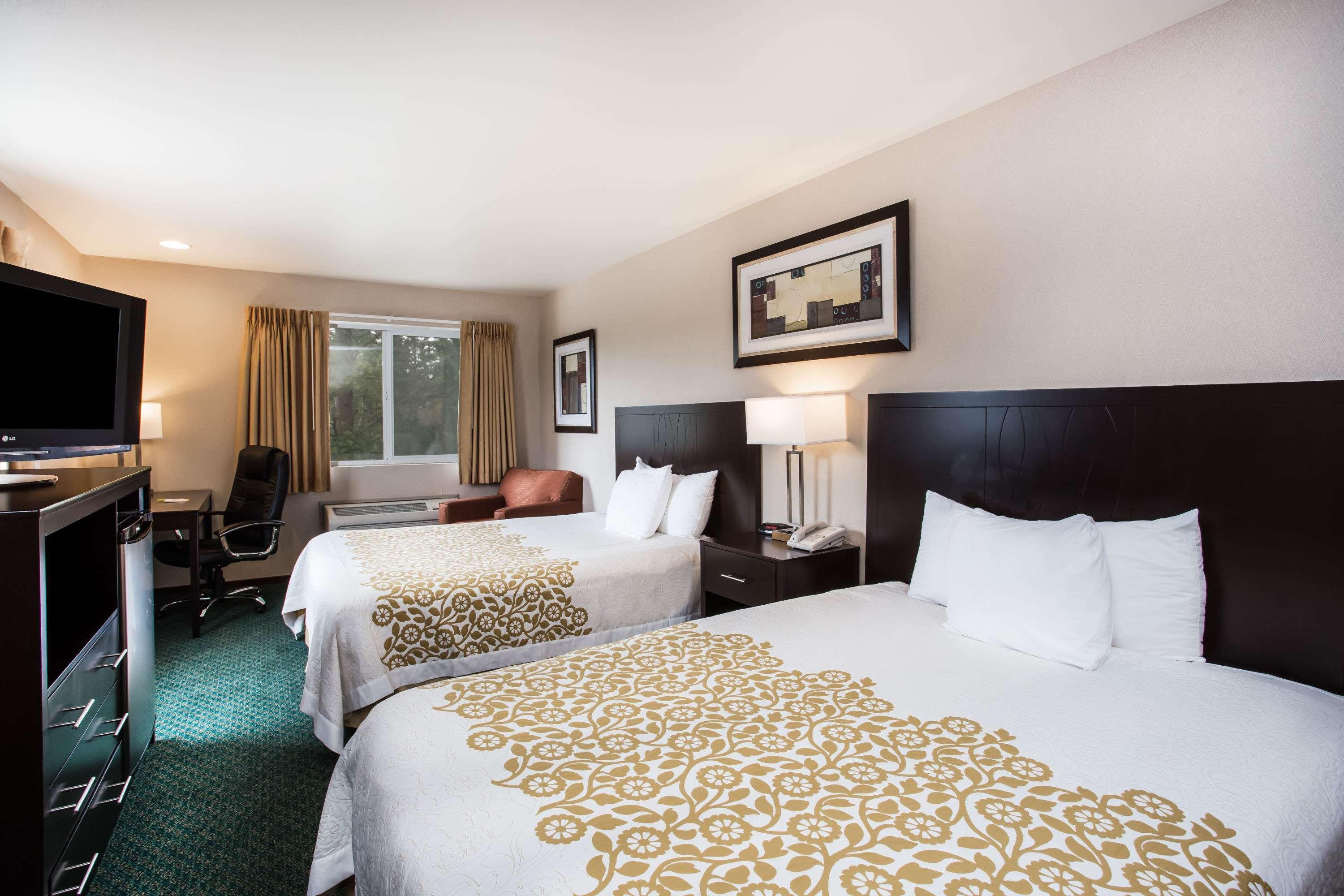 Days Inn By Wyndham Seattle Aurora Shoreline Bagian luar foto
