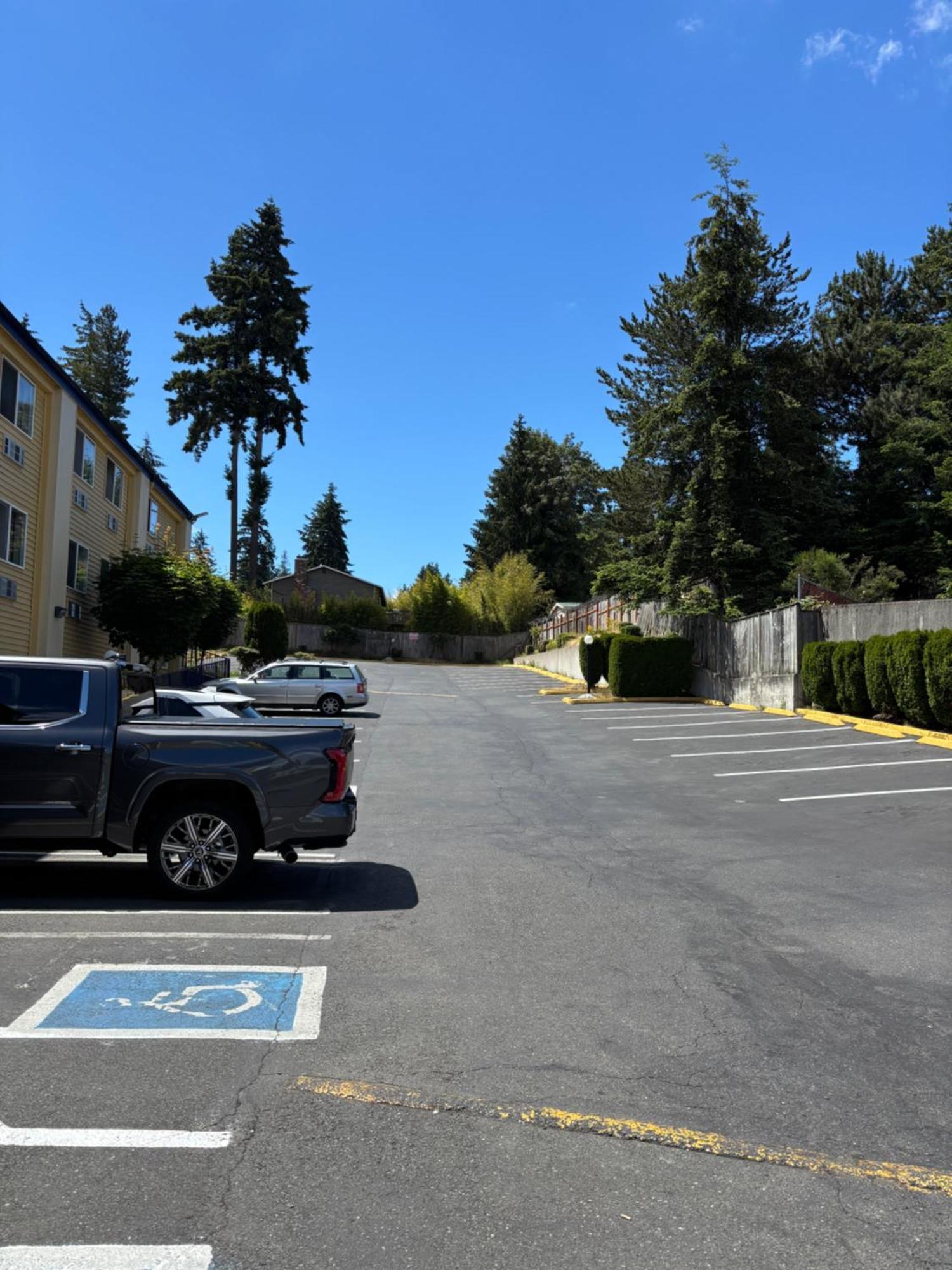 Days Inn By Wyndham Seattle Aurora Shoreline Bagian luar foto